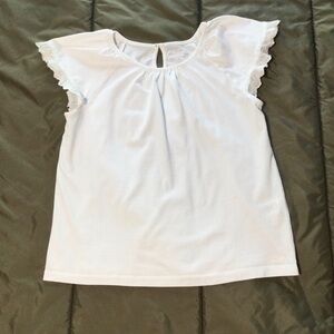 Vineyard Vines Girls Size Large White Knit Flutter Sleeve Top w Eyelet Lace Trim